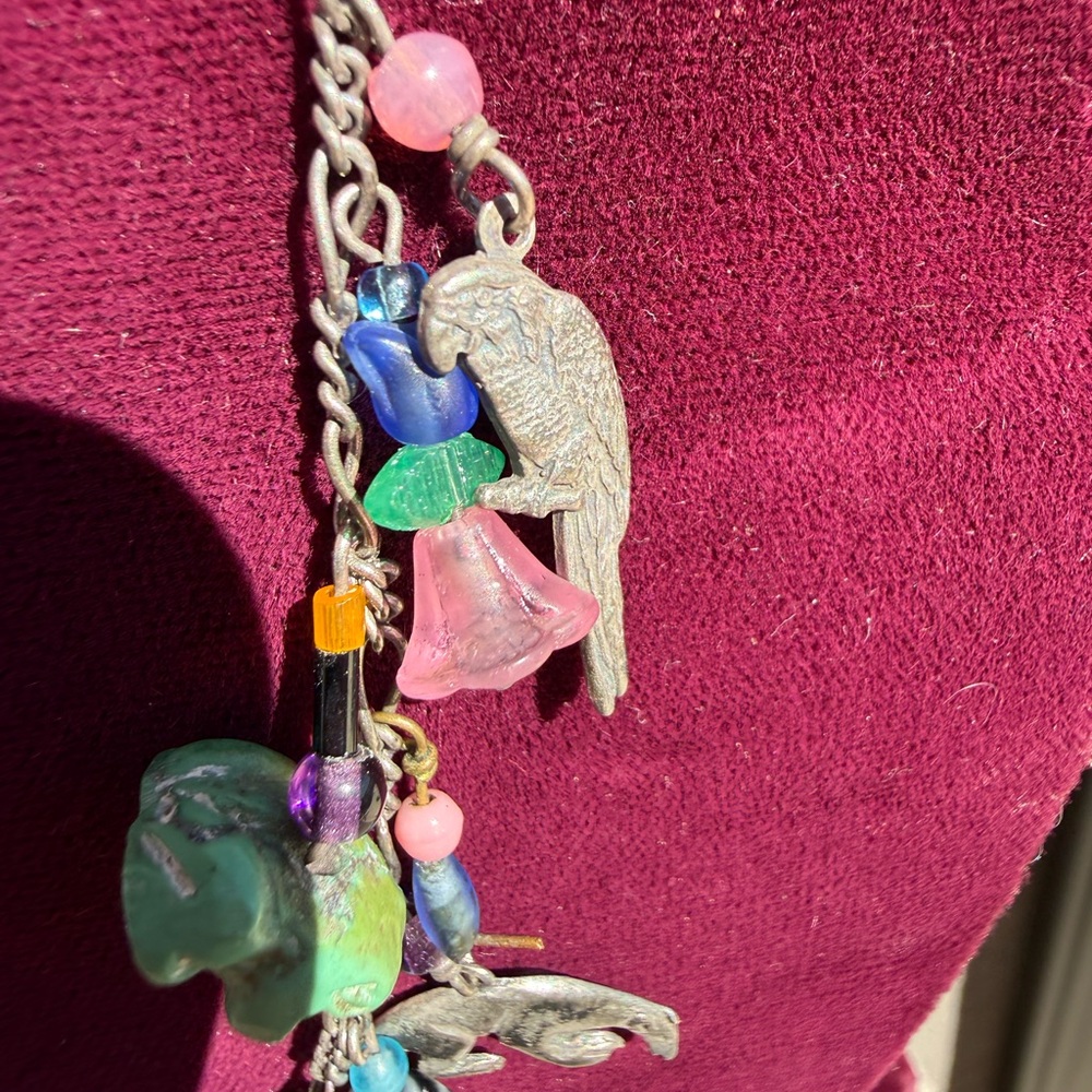 Wild Kingdom— Vintage Animal Charm Necklace with Lucite Beads | Signed LIJ NY - Picture 3 of 12